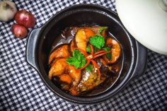 Cá trê kho tộ – Đậm vị ẩm thực xứ Huế